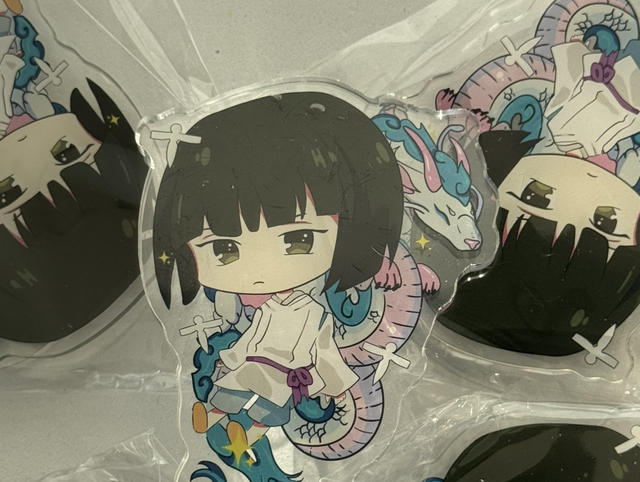 STAND ACRYLIQUE HAKU