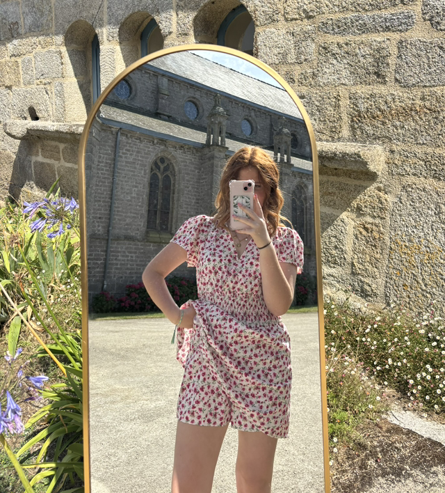 Robe short rose petite fleurs 