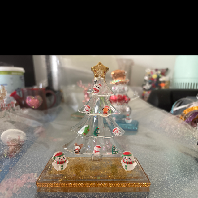 Christmas tree on gold base