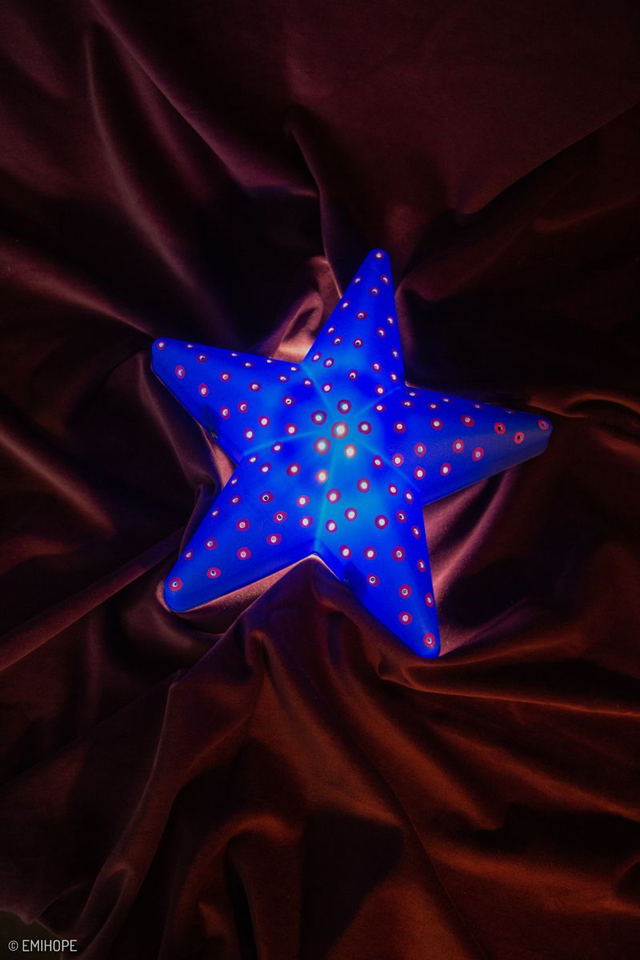 LAMPE MURALE ÉTOILÉE ROSE