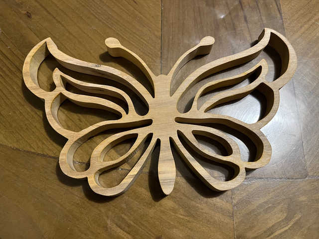 Dessous de plat papillon 