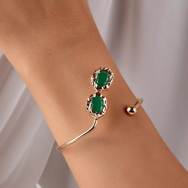 Bracelete Pedraria Esmeralda Aberto - Ouro