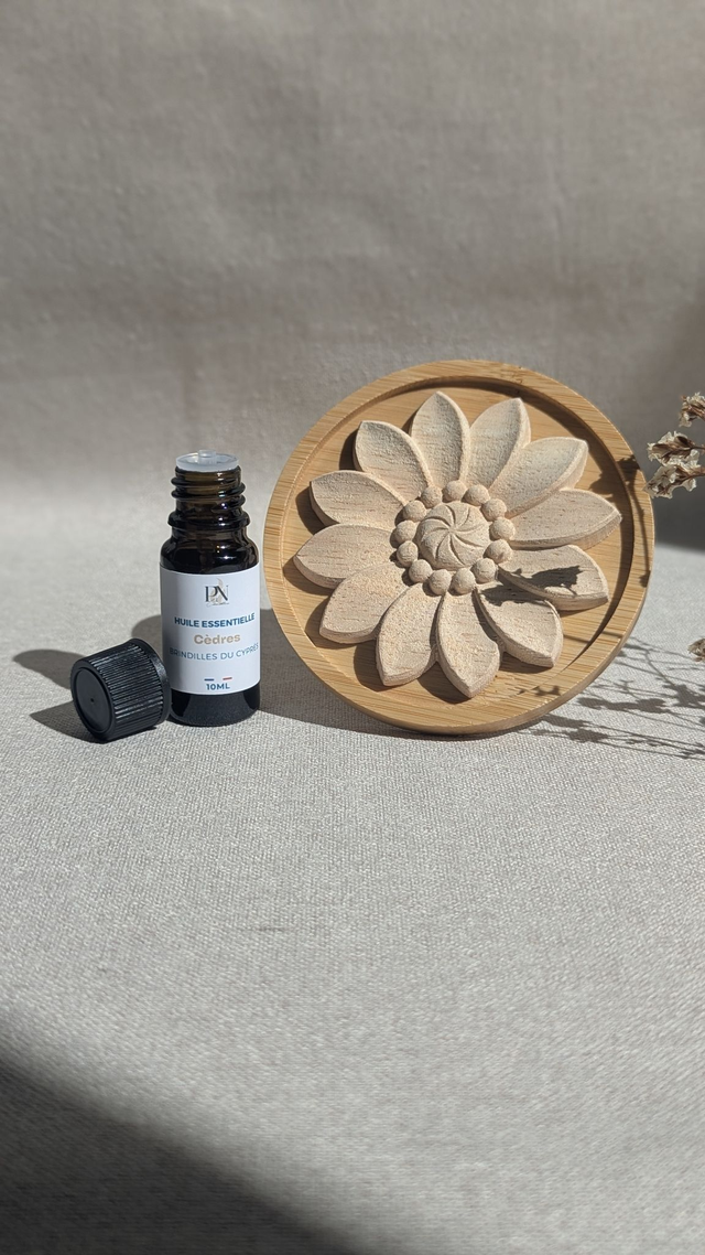Diffuseur en bois &amp; huile essentielle de cèdre