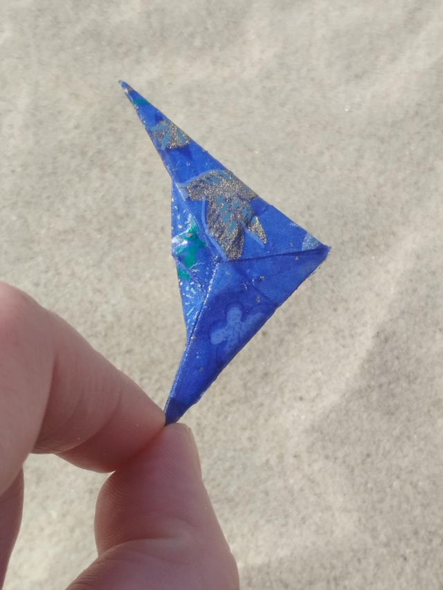 Broche cerf-volant bleu indigo 