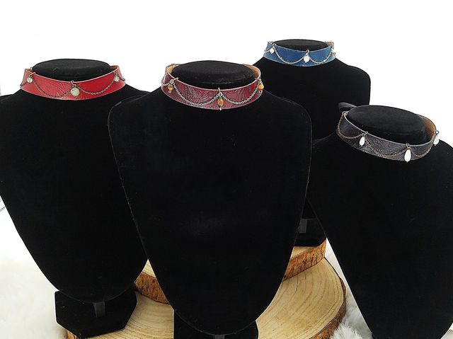 Audhumla, ras-du-cou en cuir