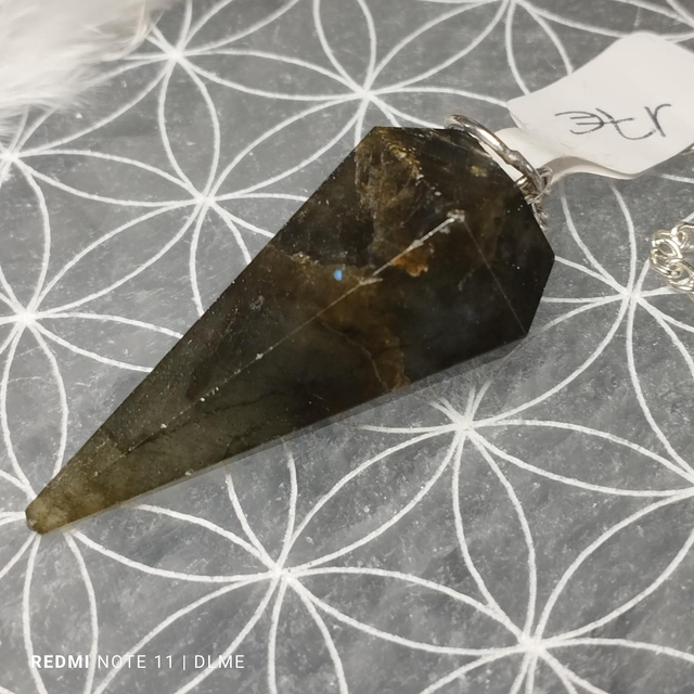 Pendule en labradorite