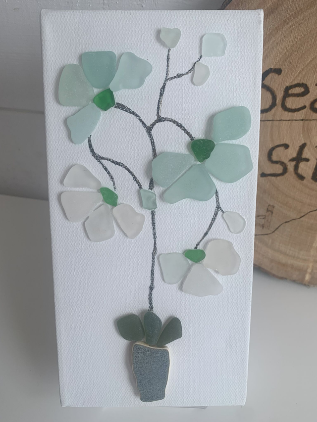 Beach Found Sea Glass Flower Picture on Canvas approx. 20cm x 10cm x 3.5cm (230207)