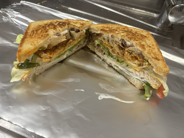 SÁNDWICH POLLO PICANTE