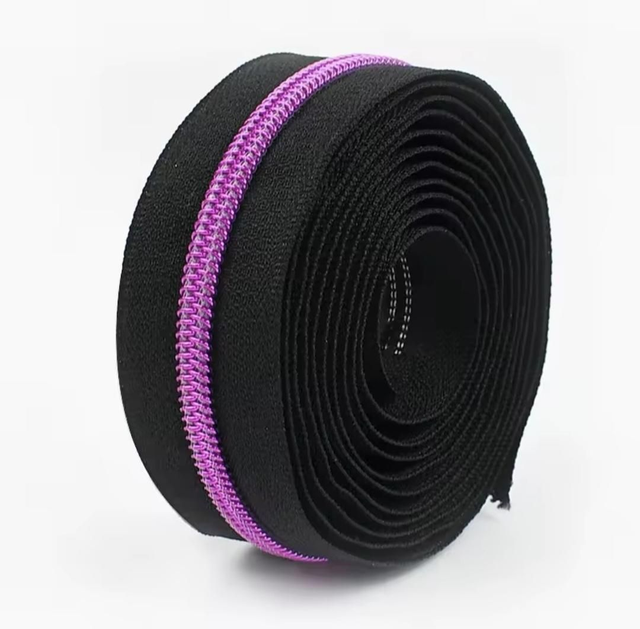 maille violette noire 