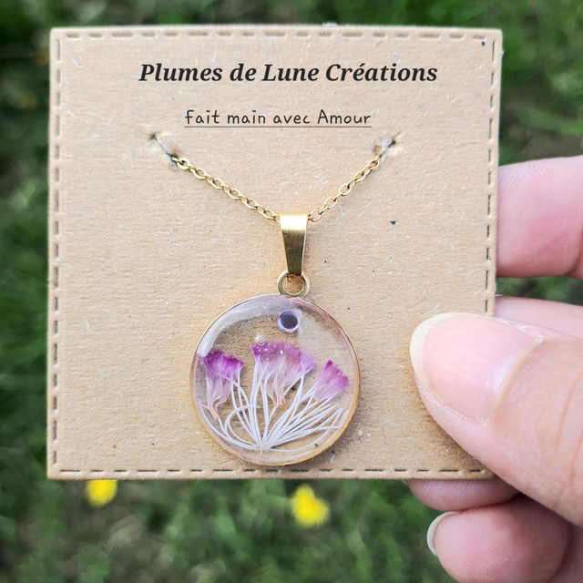 Pendentif fleurs séchées + chaine