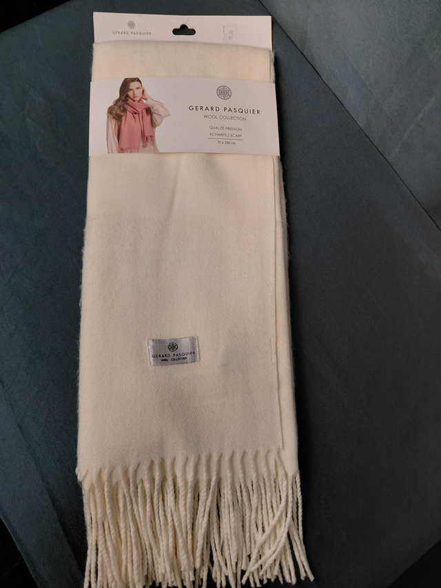 Écharpe Gérard pasquier couleur blanc 