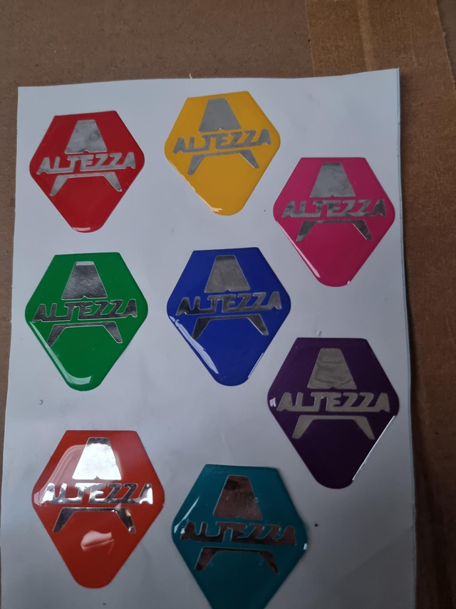 Altezza grill coloured badges 