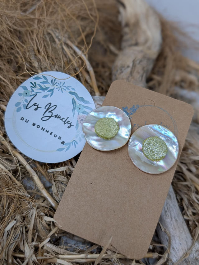 Boucles d&#039;oreilles boutons  vert bou011