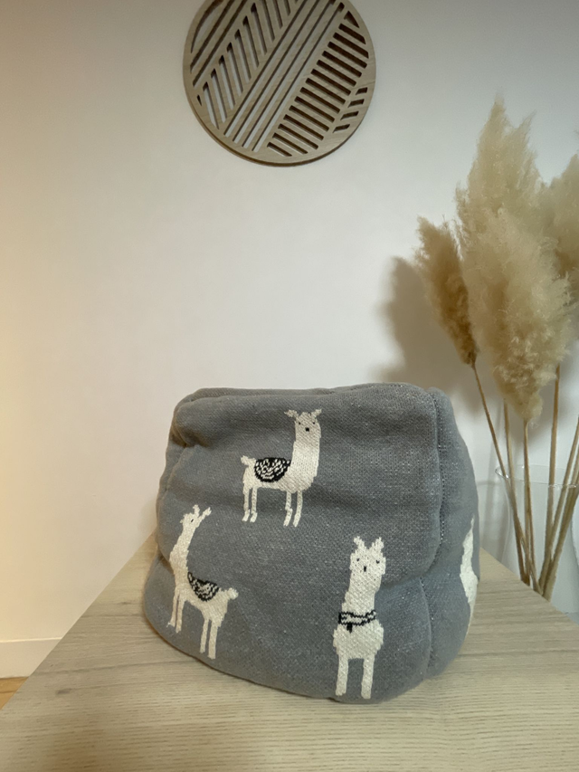 Pouf Lama Bloomingville - Prix neuf : 120 euros - Mode locker Mondial Relay : non disponible pour cet article.