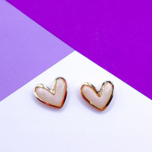 White Pearl Heart Studs