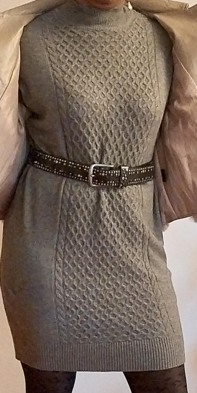 Robe pull col montant 