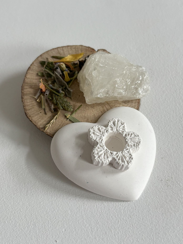 🕯️Plaster of Paris Hand Poured Heart Candle Base🕯️