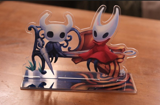 Standee Knight &amp; Hornet 