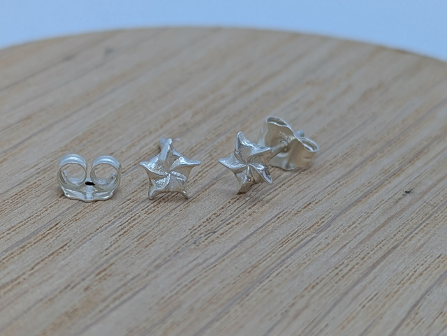 XSmall Twist Star Earrings