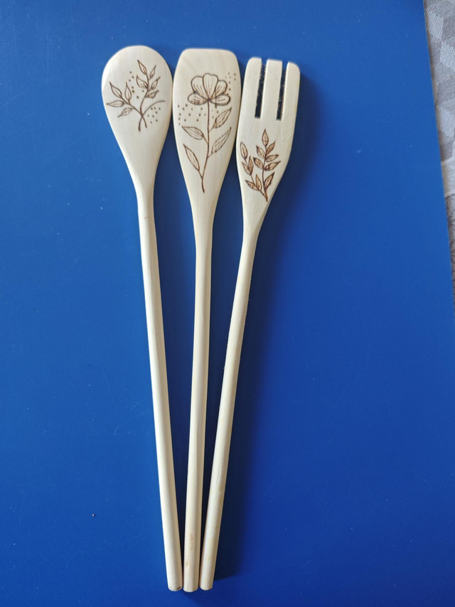 Lot d'ustensiles bois 