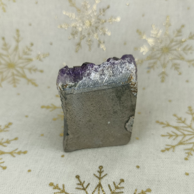 Améthyste Violette / Géode / Bord Brut / Grade AA+ / Uruguay / 150 gr