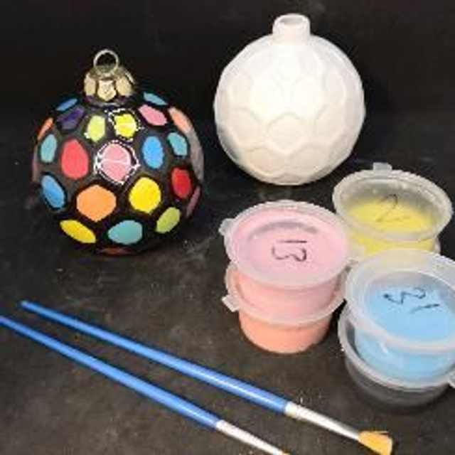 Hex bauble painting kit, glazing required