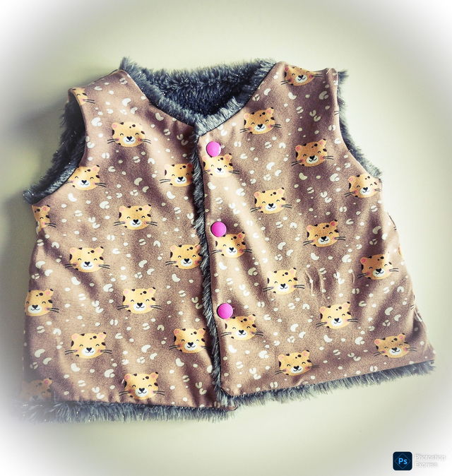 E*.  12/18 mois    Gilet réversible "GRAOU" 