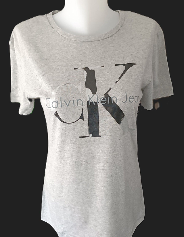 T-shirt Calvin Klein