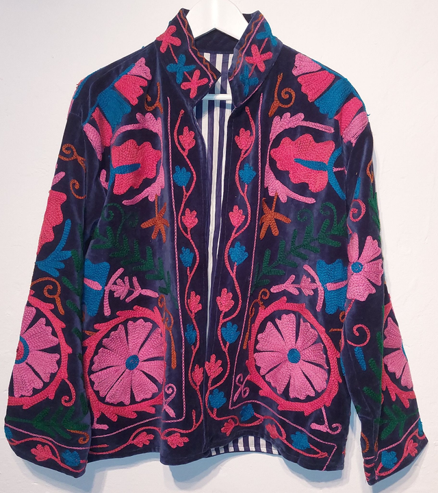 Veste en velours bleu brodé Suzani, faite main