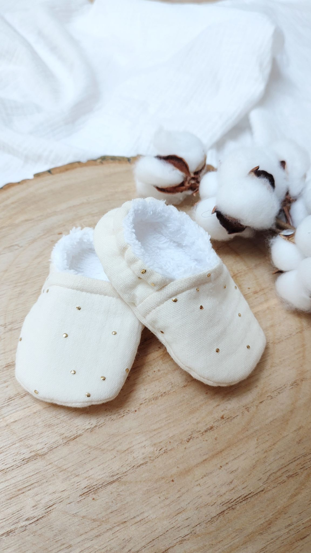 Chaussons de naissance tissu imprimé