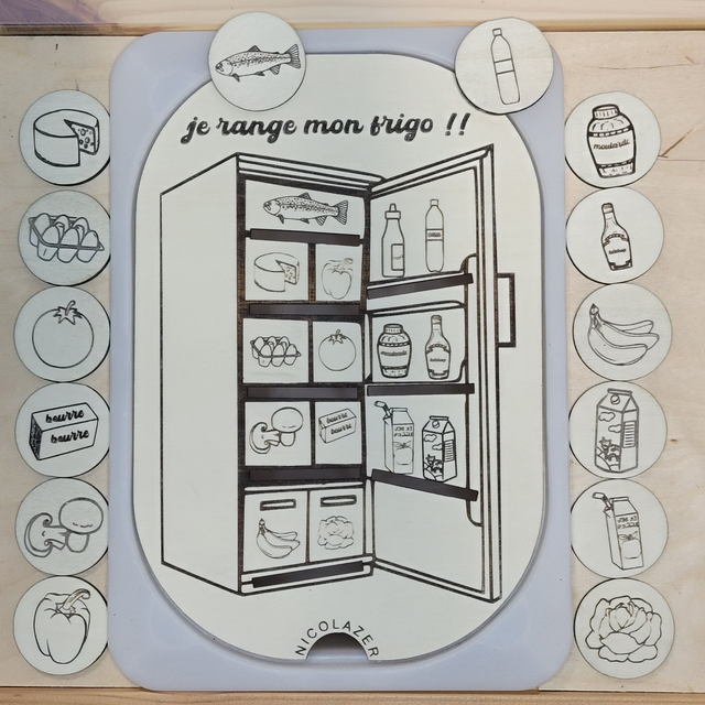 Insert sensoriel bois compatible trofast &quot;range le frigo&quot;