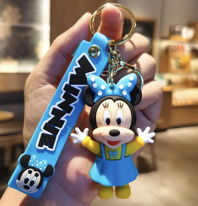 0005 - Disney - Mickey Mouse - Minnie Mouse met blauwe jurk