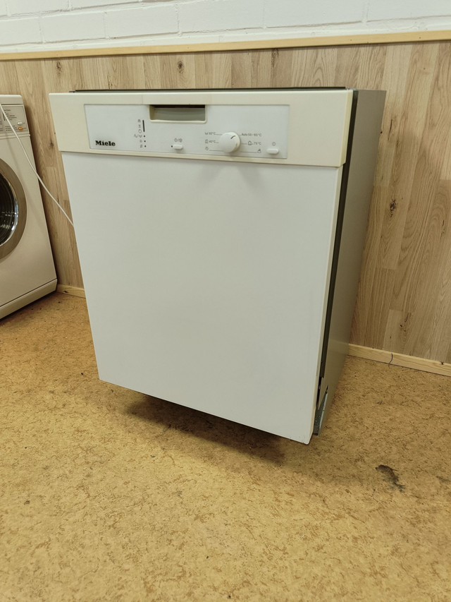 3 tasoinen miele 60cm tiskikone