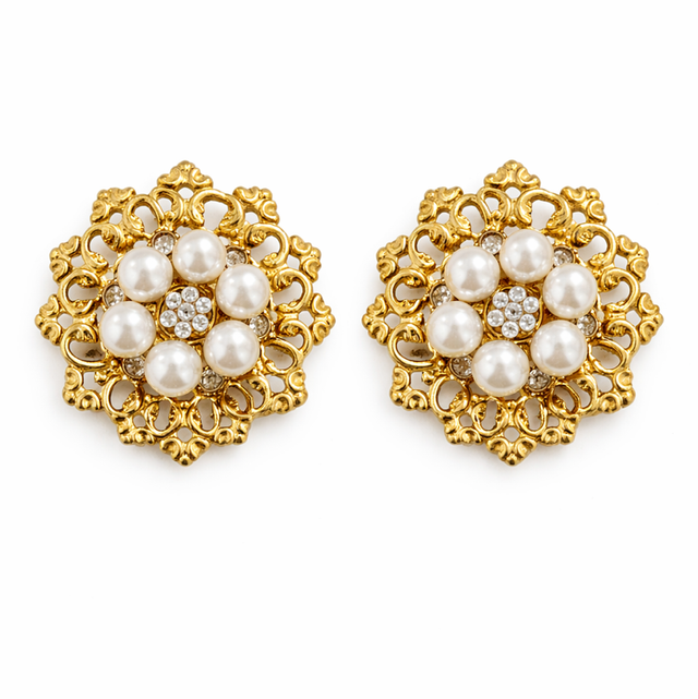 Pendientes artesanales flor de perlas 