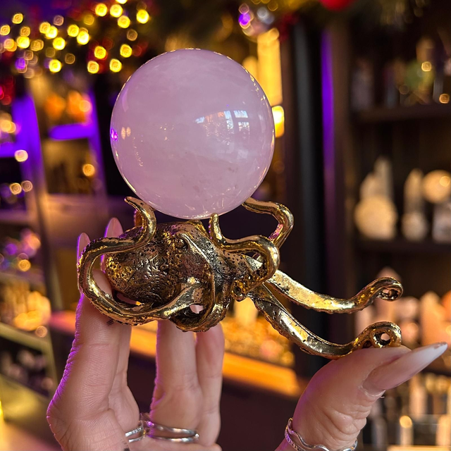 Octopus Sphere Holder