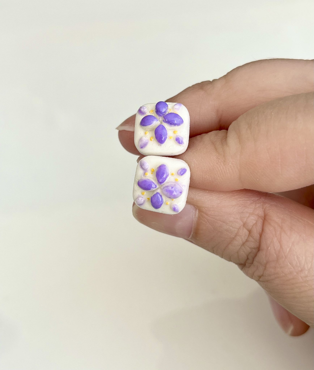 Orecchini siciliani a lobo con mini maioliche