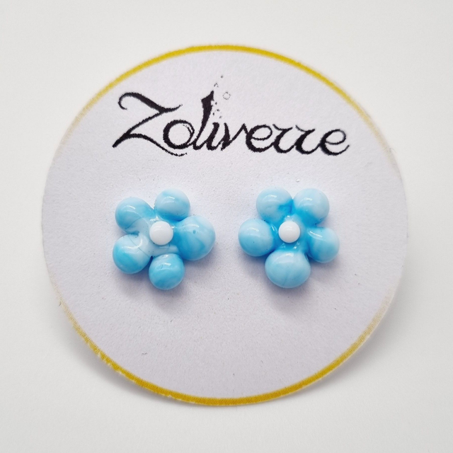 Puces d'oreilles - Fleurs bleues