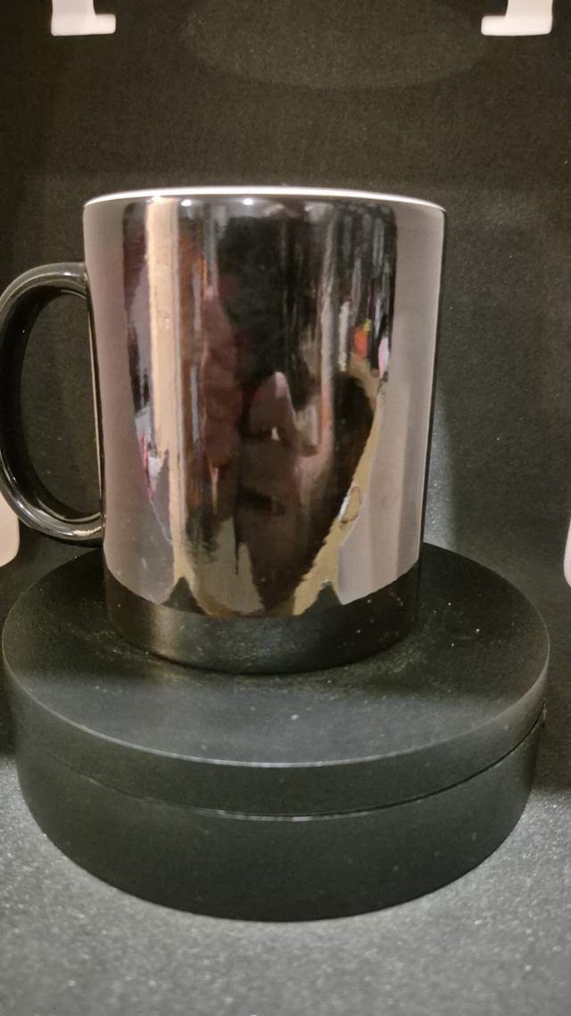 11 oz Thermo Reactive Mug (Personalised with your choice of writing or picture (We may contact you for more information via email))