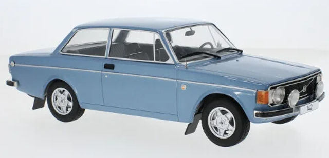 Volvo 142 met. blau 1973 Modelcar 1:18