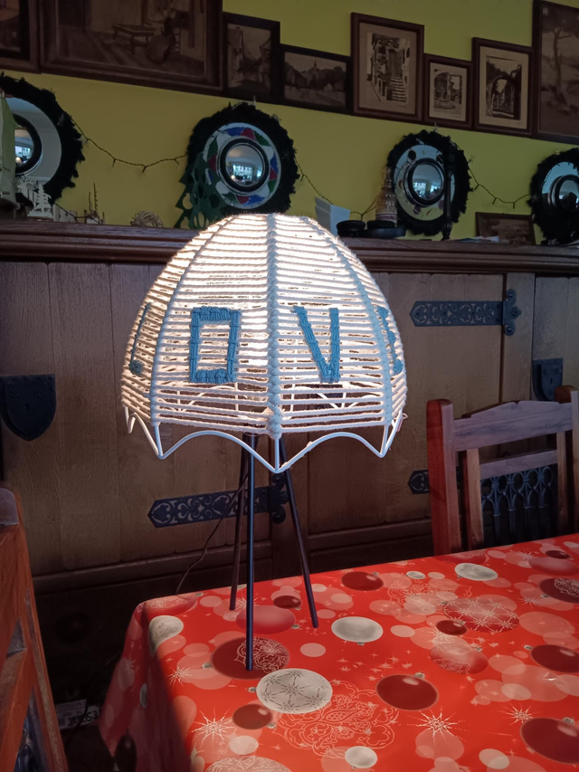 Workshop Macramé : sleutel- en tassenhangers, lampenkap, uiltje, broeksriem en hondentuigje