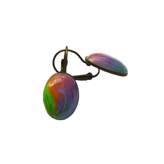 Boucles d&#039;oreilles dormeuses spirale orange vert