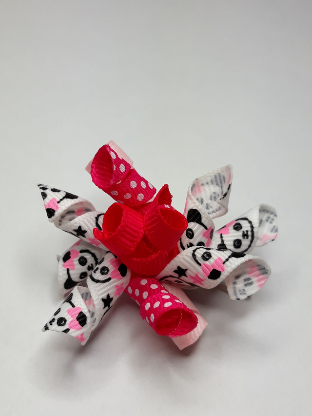 Noeud pour chien serpentin-panda avec noeud rose