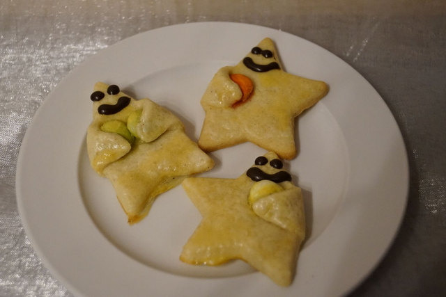 Fröhliche Sterne (Buttermürbeteig)