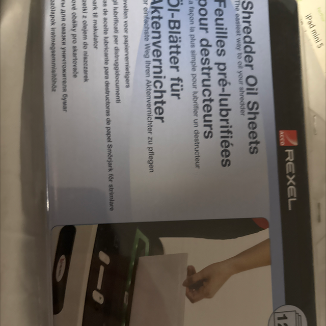 Rexel 2101949 Shredder Oil Sheets, Shredder
