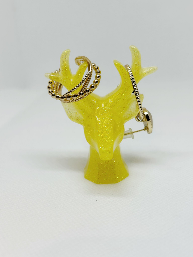 tête de cerf porte-bijoux 