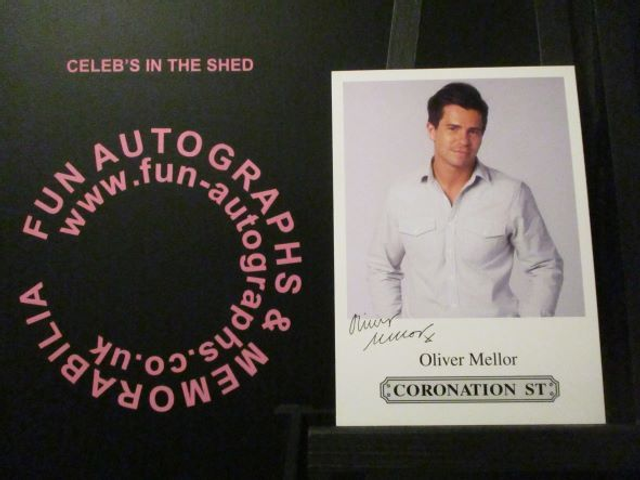 Oliver Mellor (Dr Matt Carter) Original Coronation Street Pre-Print Cast Card (SEE PIC)