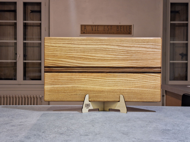 PLANCHE À DÉCOUPER N°134