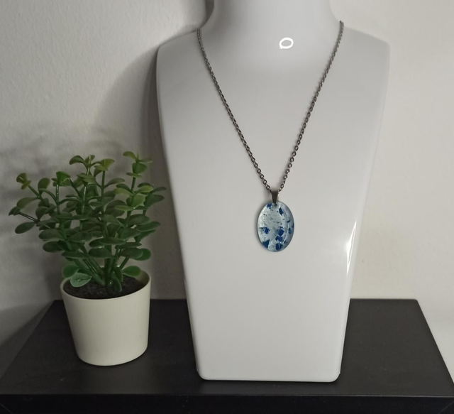 Pendentif éclat de bleu CO021
