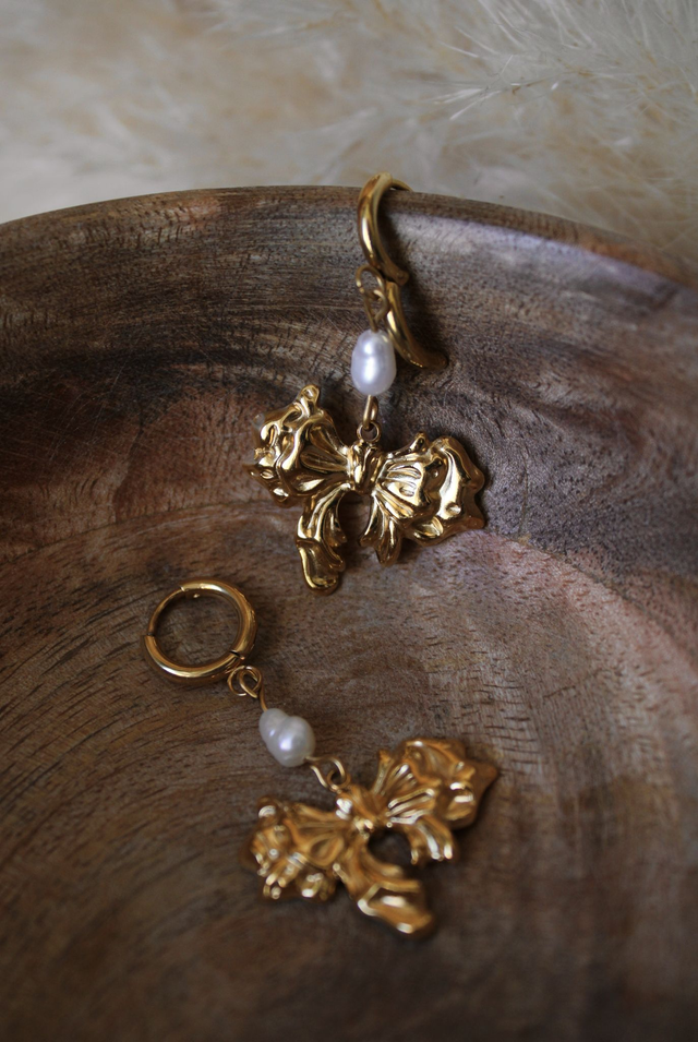 Boucles d’oreilles nœud vintage 