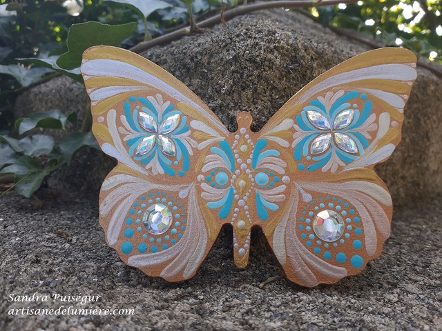 Papillon cuivre, or, argent